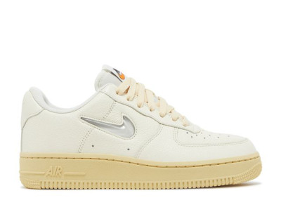 Nike Air Force 1 Low LX Certified Fresh